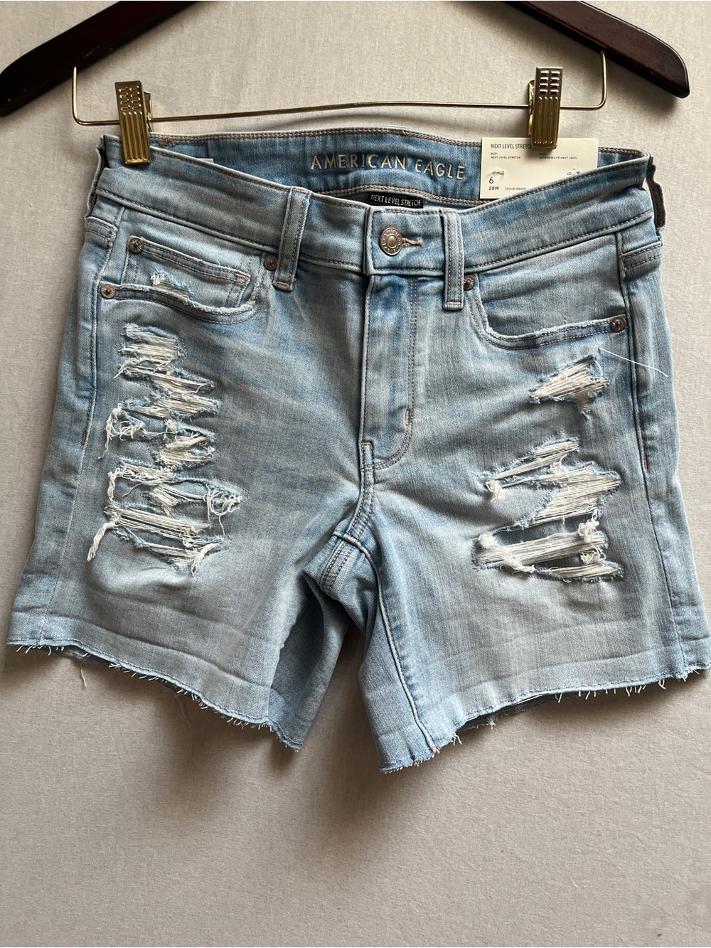 NWT American Eagle Midi Next Level Stretch Distressed Low Rise Denim Shorts Sz 6
